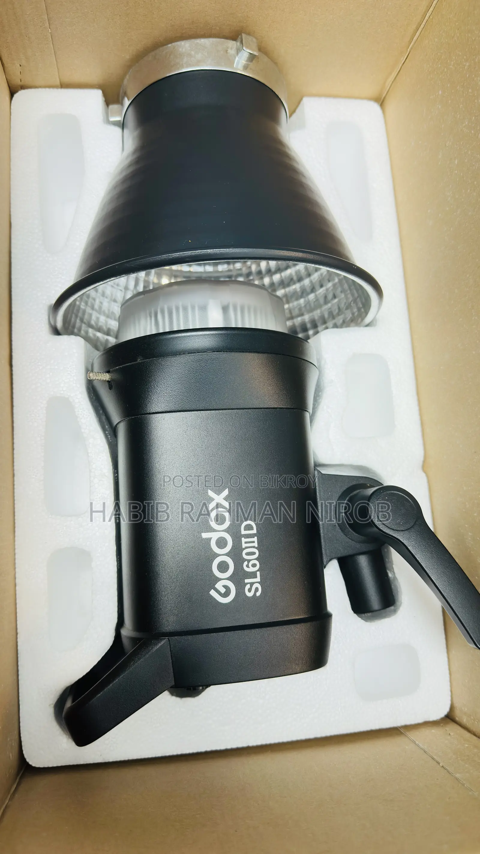 Godox SL60IID LED Video Light + Simpex Light Stand