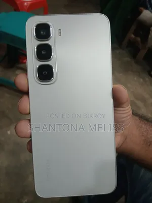 ইনফিনিক্স হট ৬০আই ১২৮ জিবি সিলভার