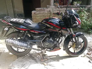 বাজাজ পালসার ১৫০ ২০১৯ ব্ল্যাক