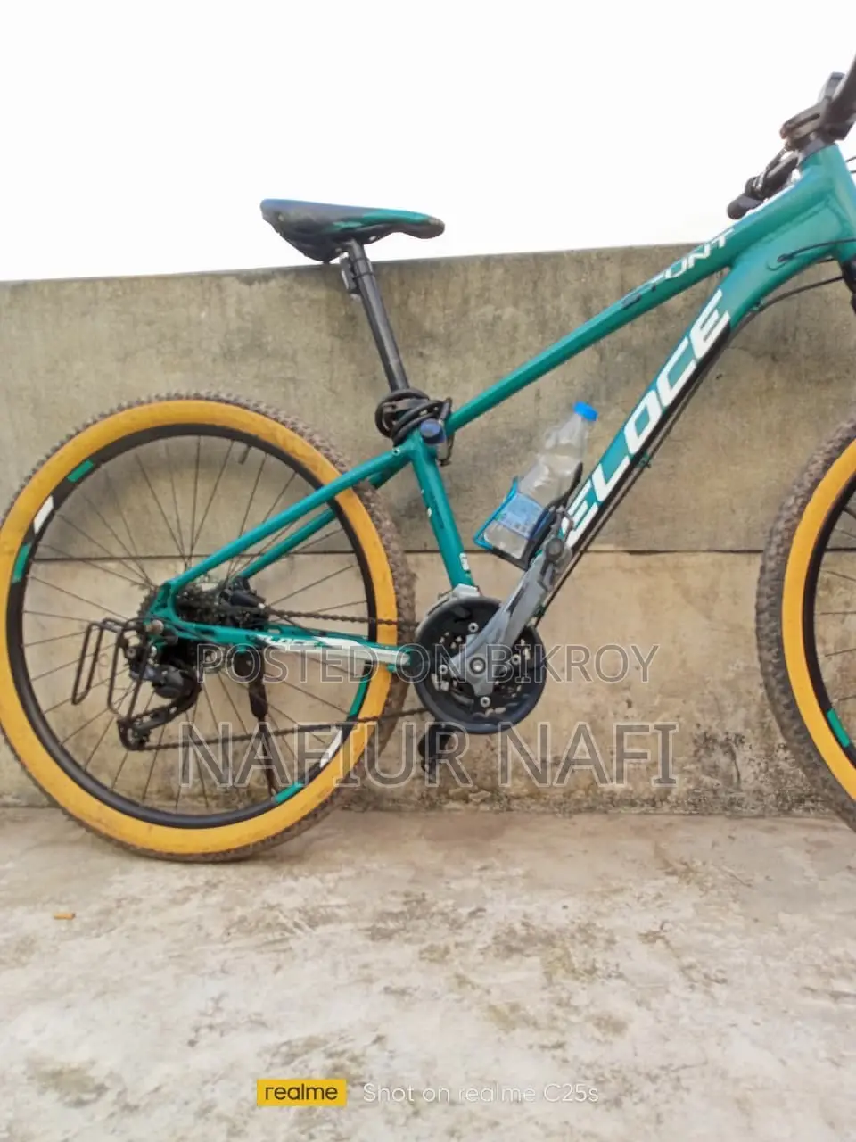 Veloce Stunt Ultimate Mountain Bike (27.5 Size) - Hydraulic Disc Brake