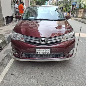 Toyota Axio 2012 Maroon