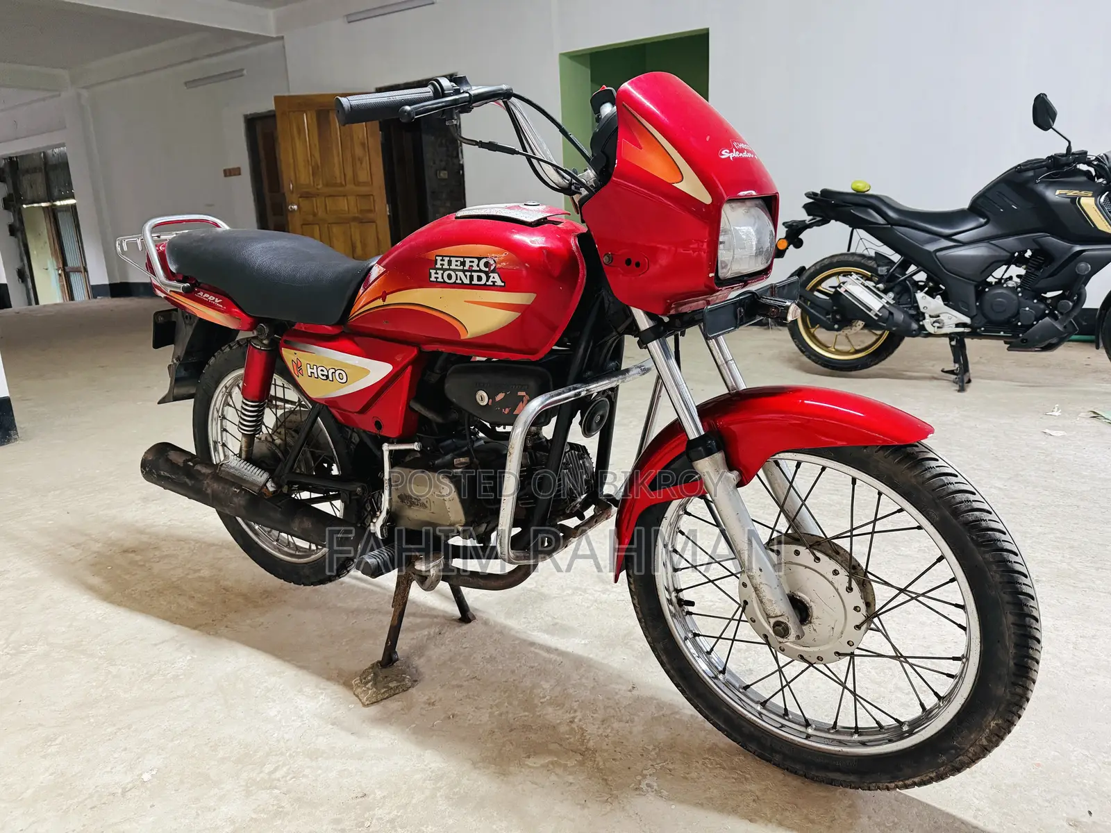 Hero Splendor Plus 2011 Red
