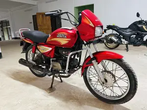 হিরো স্প্লেন্ডার প্লাস ২০১১ লাল