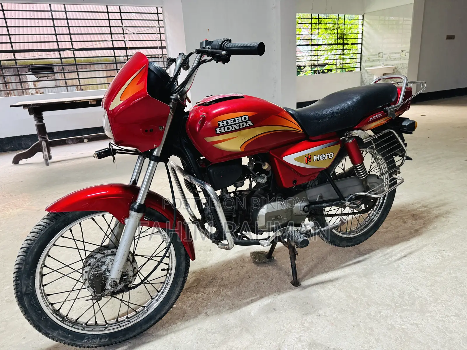 Hero Splendor Plus 2011 Red