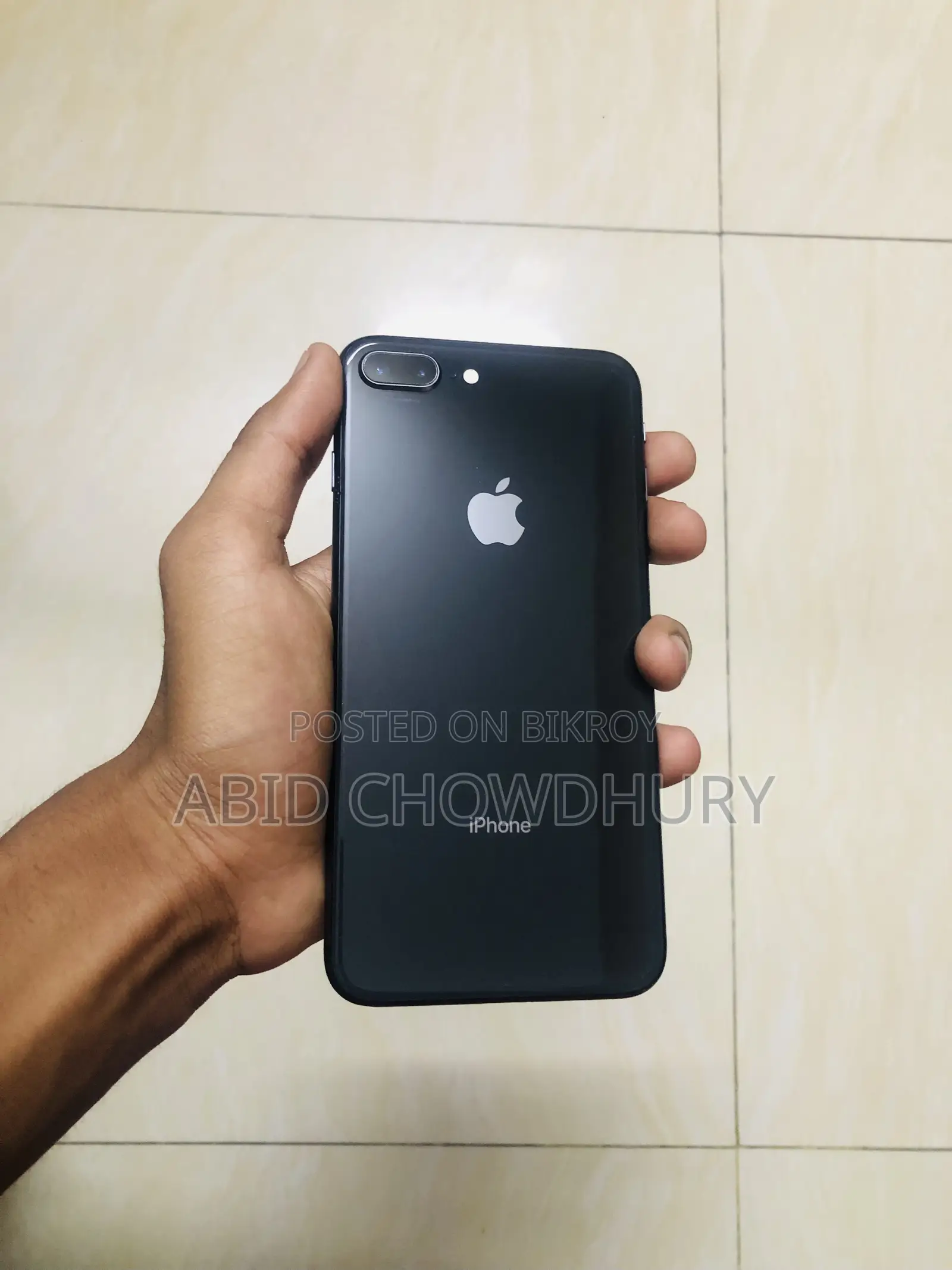 Apple iPhone 8 Plus 64 GB Black