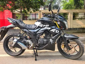 সুজুকি জিক্সার ২০১৯ কালো