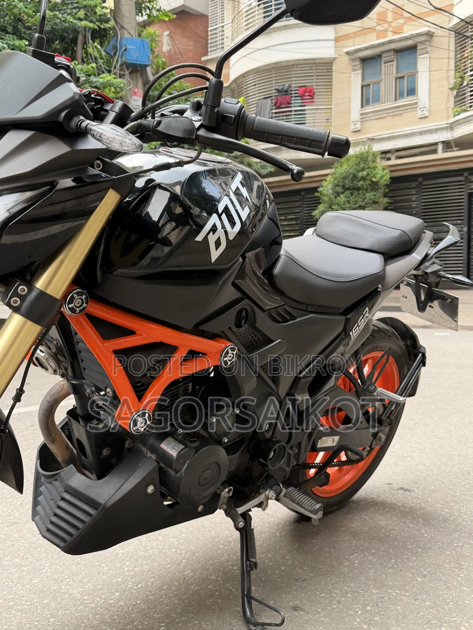 Runner Bolt 165R 2022 Black