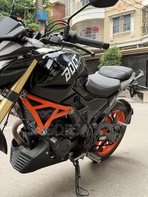 Runner Bolt 165R 2022 Black
