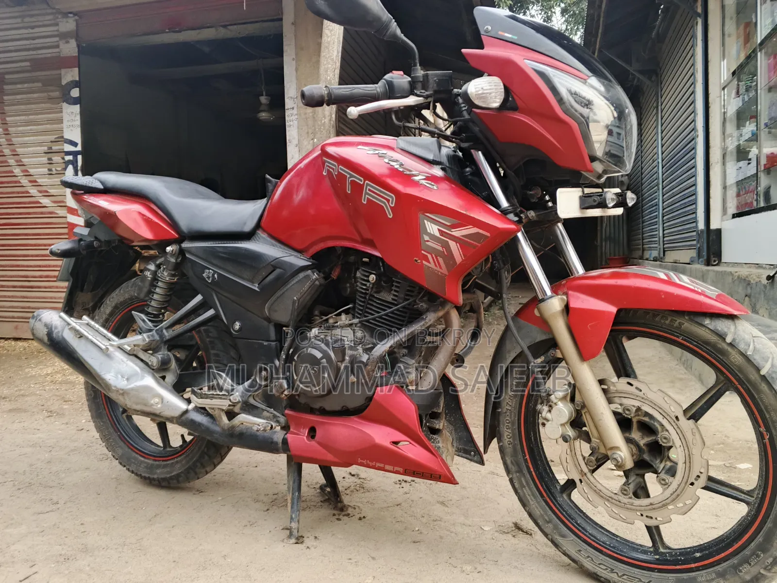 TVS Apache RTR 160 2v Refresh X-connect 2018 Red