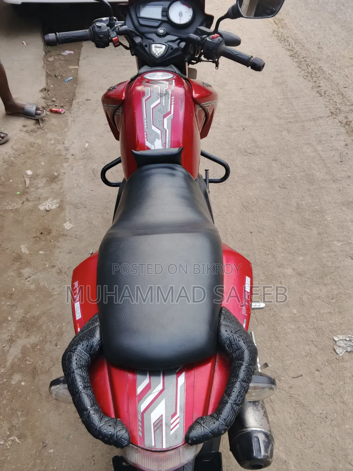 TVS Apache RTR 160 2v Refresh X-connect 2018 Red