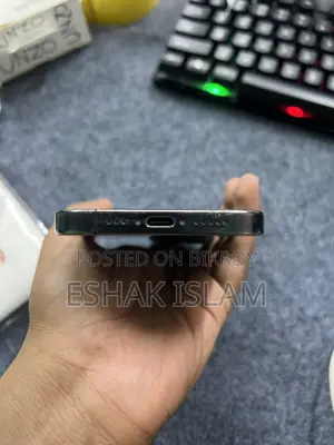 অ্যাপল আইফোন ১৫ প্রো ২৫৬ জিবি পার্পল