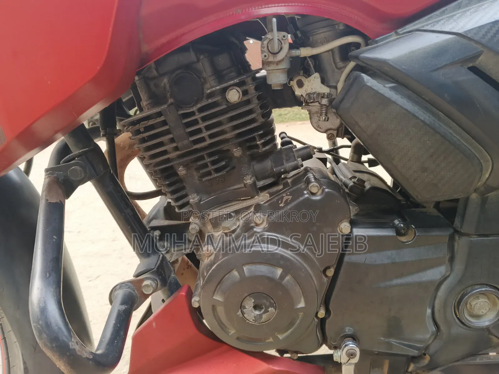 TVS Apache RTR 160 2v Refresh X-connect 2018 Red