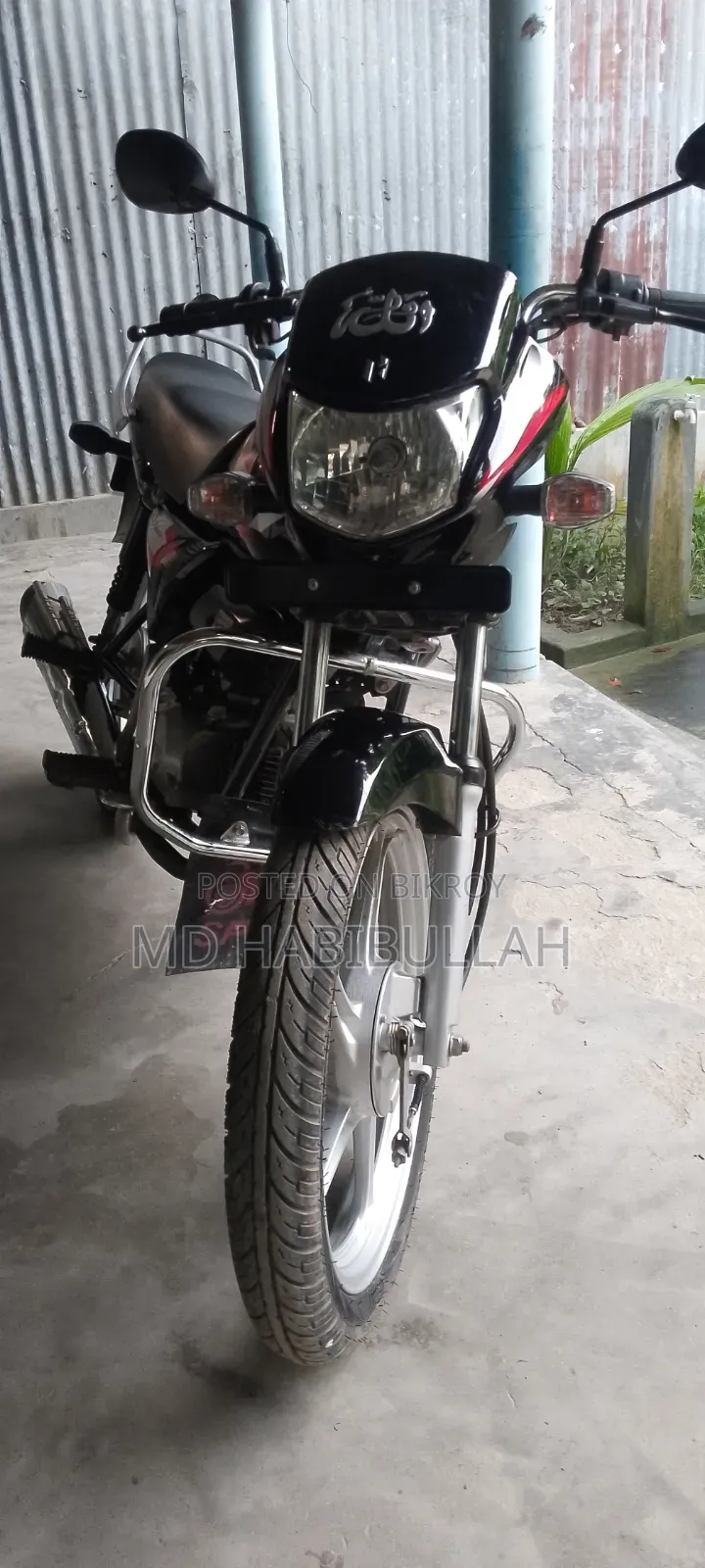 Hero HF Deluxe 2025 Black