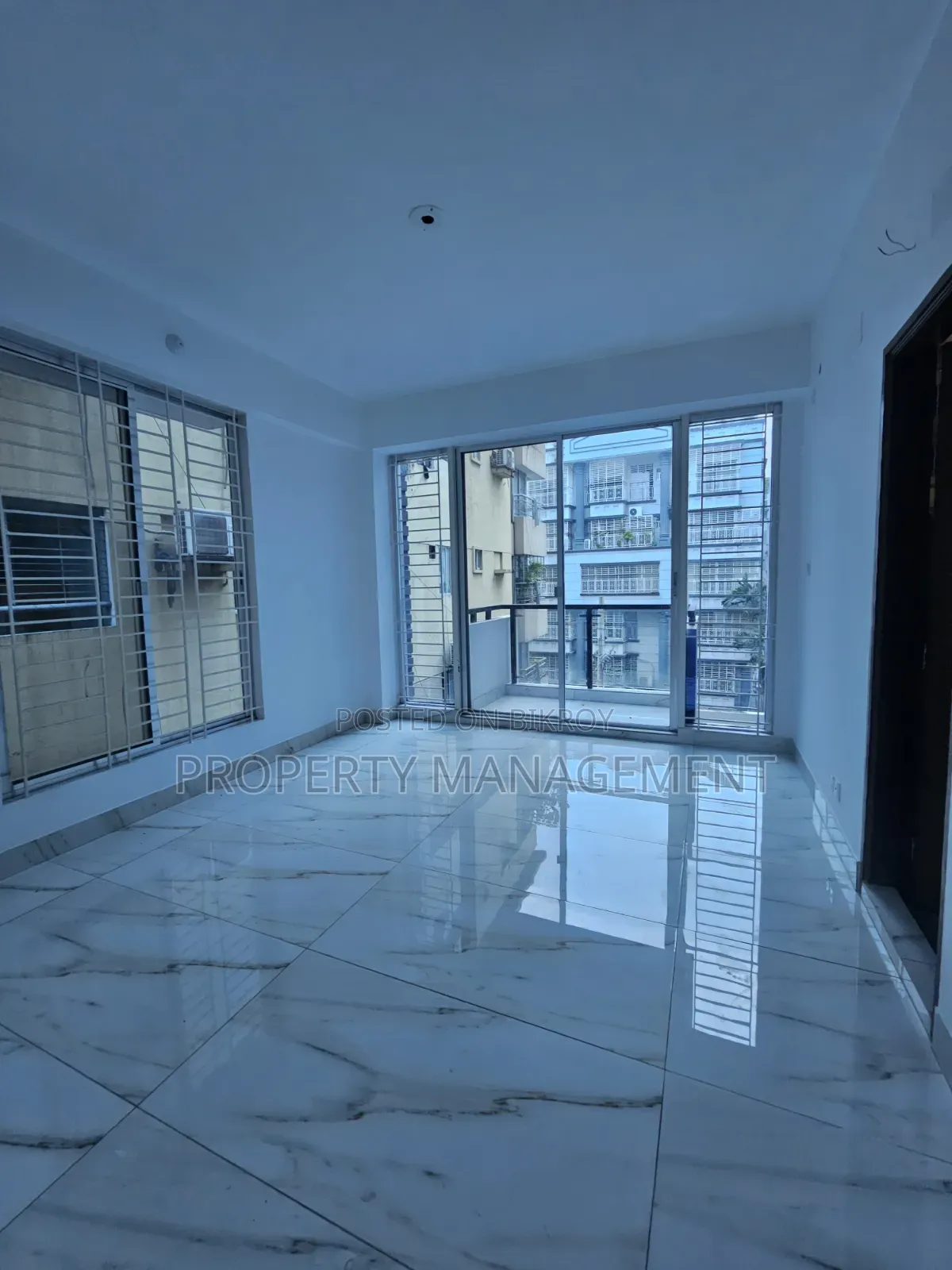 3bdrm Apartment in Banani for rent