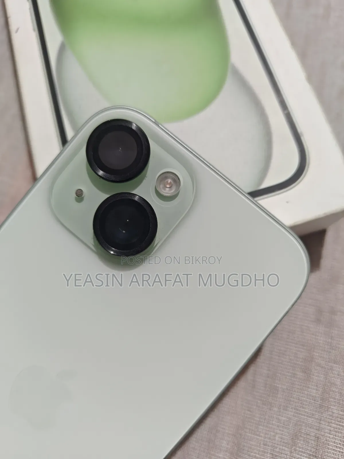 Apple iPhone 15 128 GB Green