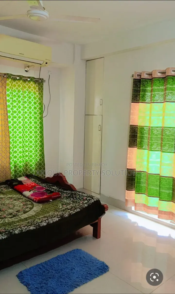 তায়েগুল প্রপার্টিজ, বনশ্রীতে আসবাবপত্রসহ ৩ বেডরুমের অ্যাপার্টমেন্ট ভাড়ার জন্য