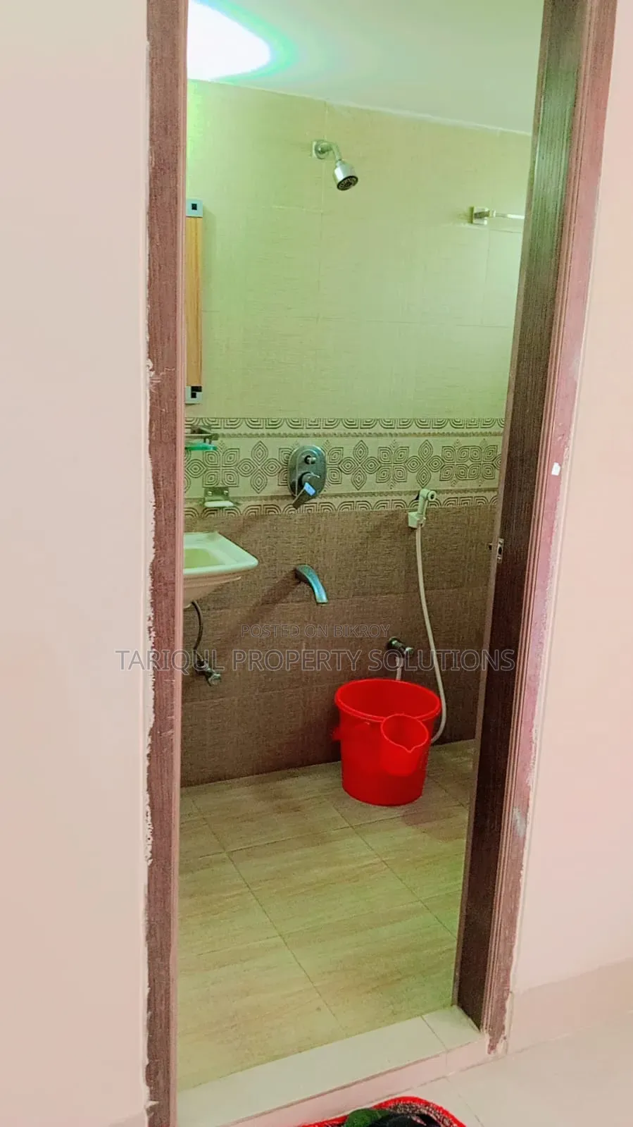 তায়েগুল প্রপার্টিজ, বনশ্রীতে আসবাবপত্রসহ ৩ বেডরুমের অ্যাপার্টমেন্ট ভাড়ার জন্য