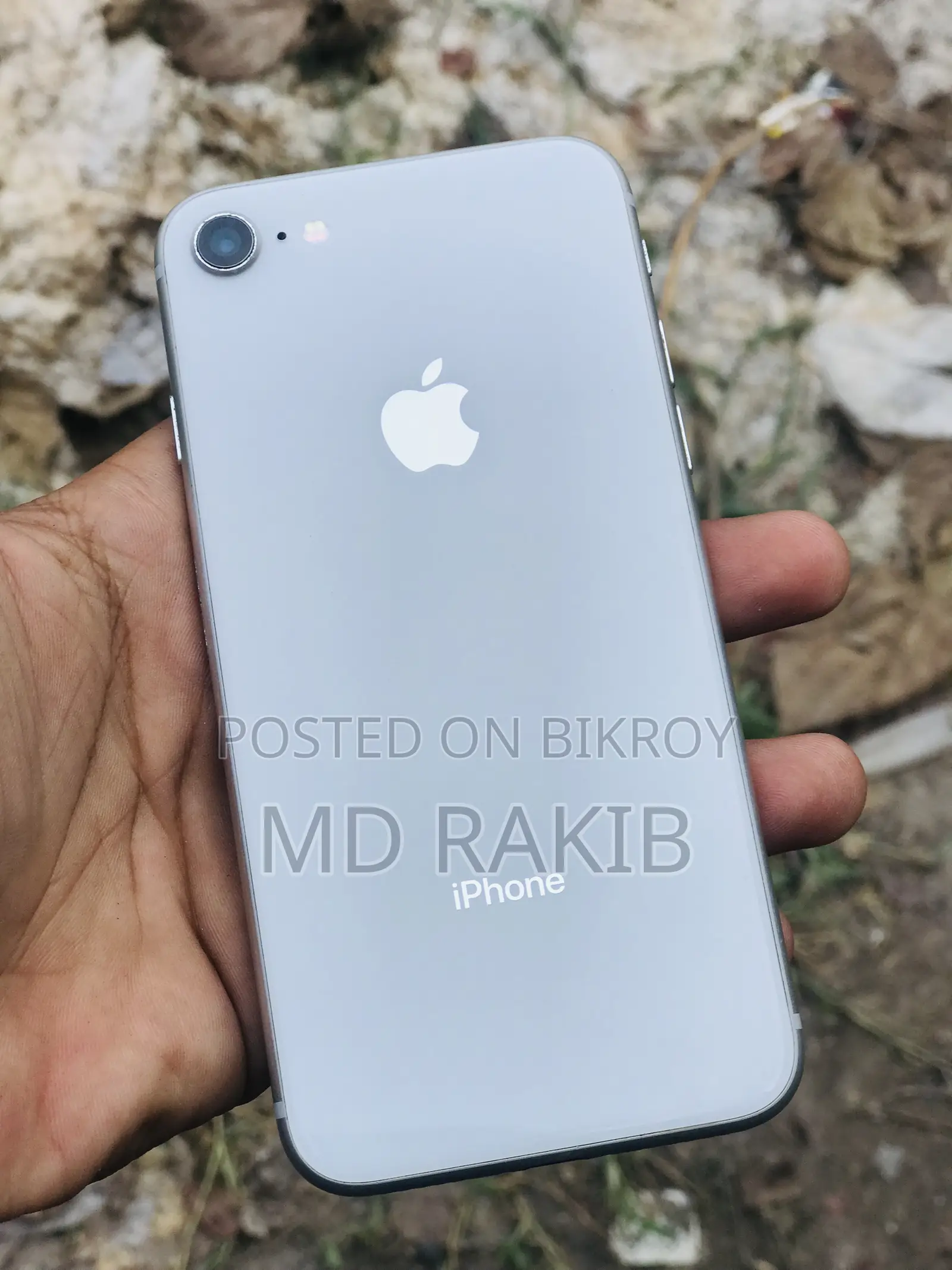 অ্যাপল আইফোন ৮ ৬৪ জিবি সাদা