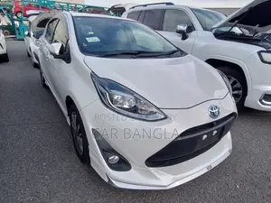 Toyota Axio 2021 Pearl