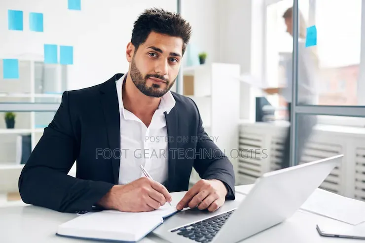 অফিস চাকরি
