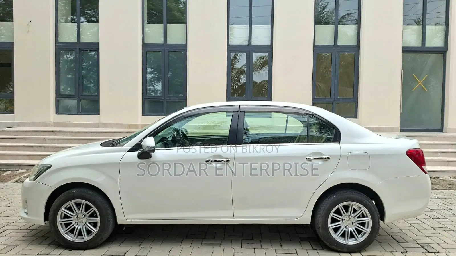 Toyota Axio 2014 Pearl