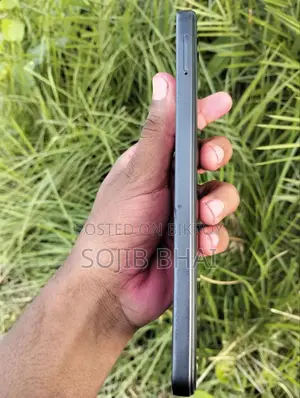 টেকনো স্পার্ক ৪০সি ১২৮ জিবি