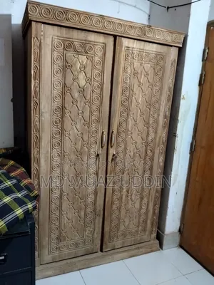 সেগুন কাঠের আলমারি