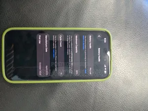 New Apple iPhone 15 128 GB Green