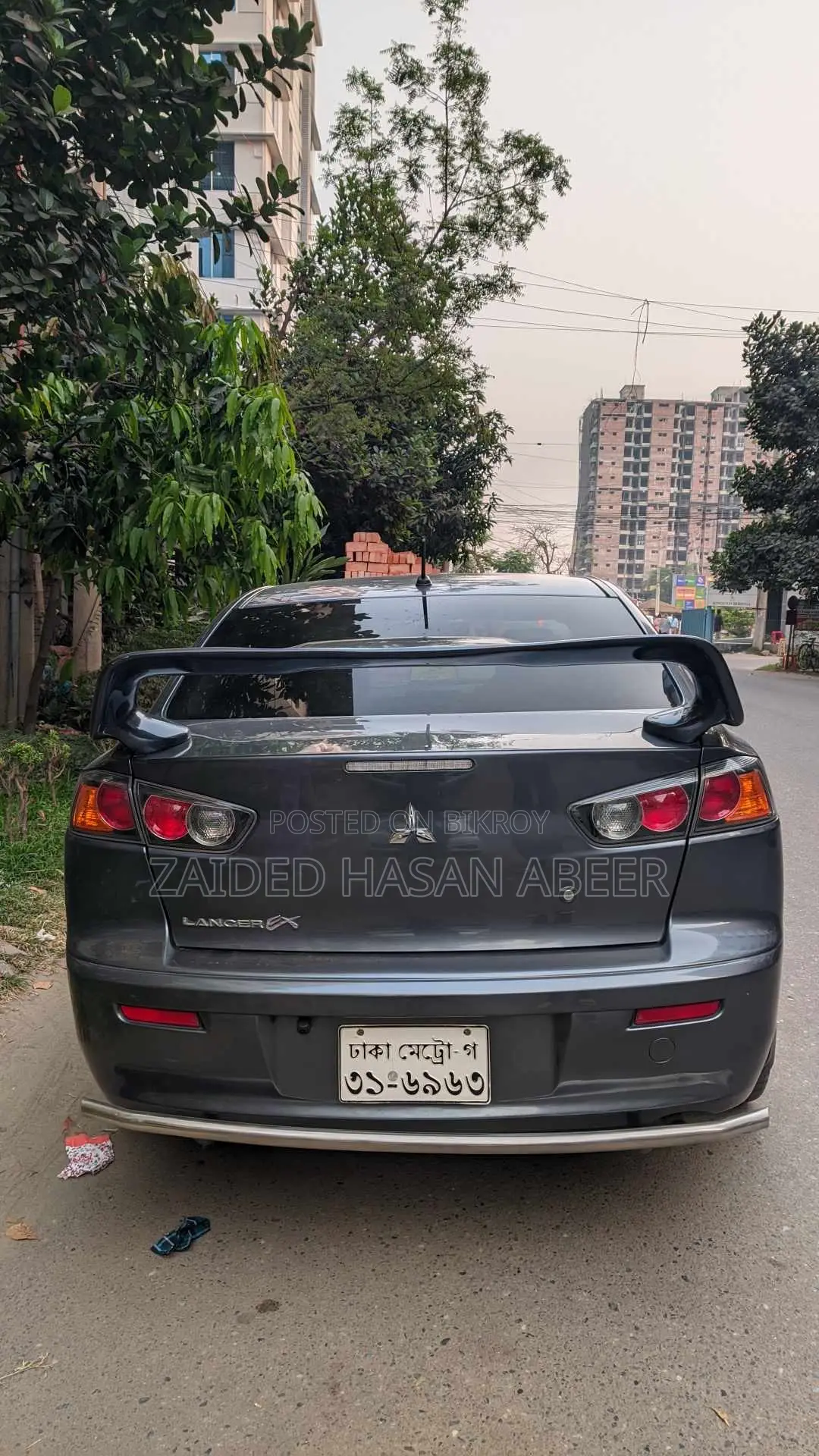 মিতসুবিশি ল্যান্সার ২০১০ গ্রে