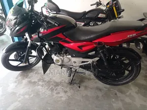 বাজাজ পালসার ১৫০ ২০১৮ কালো