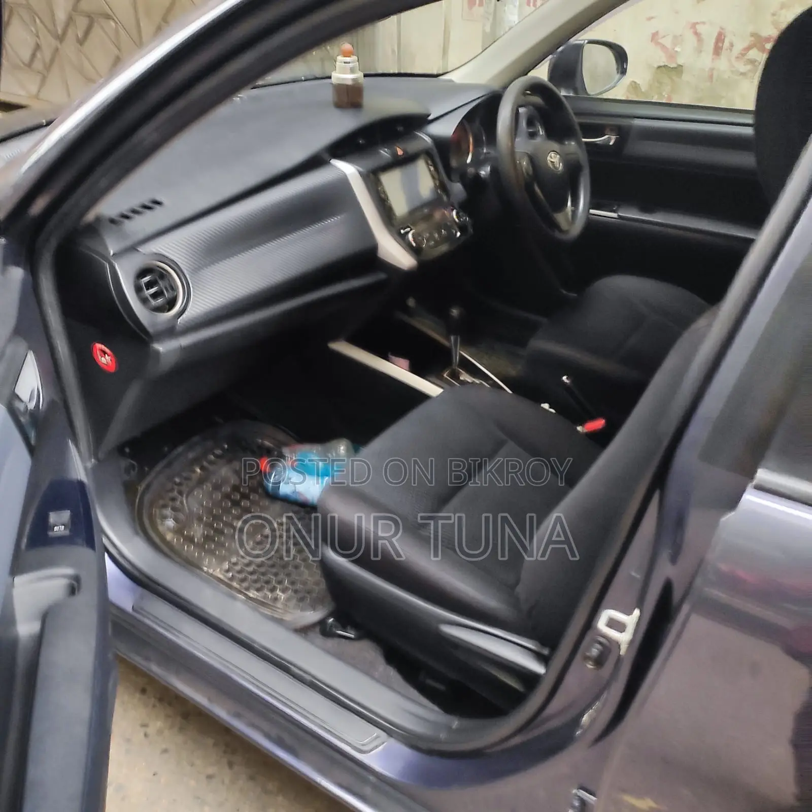 Toyota Axio 2013 Black
