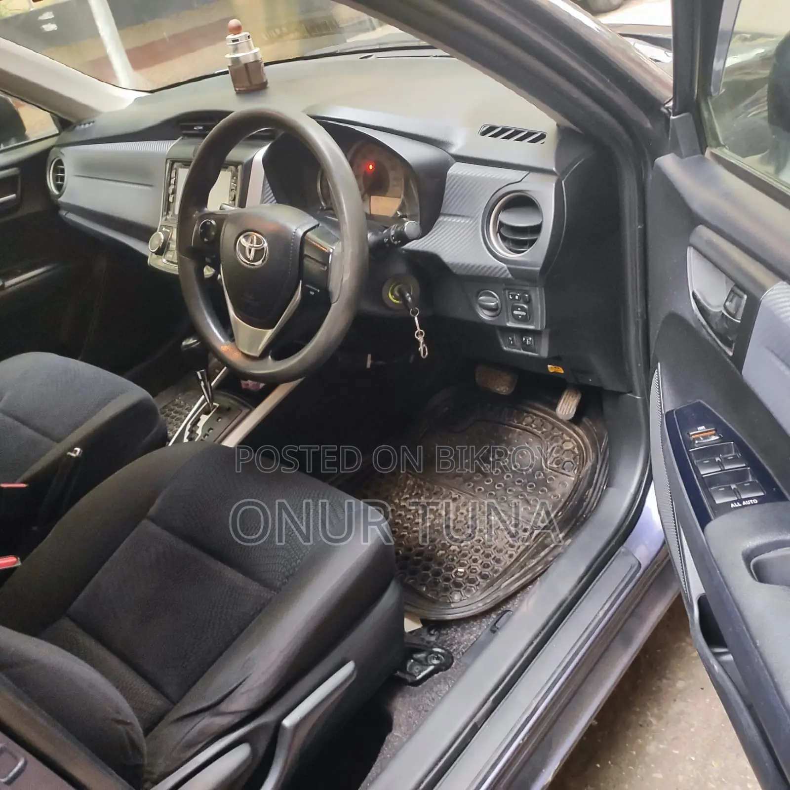 Toyota Axio 2013 Black