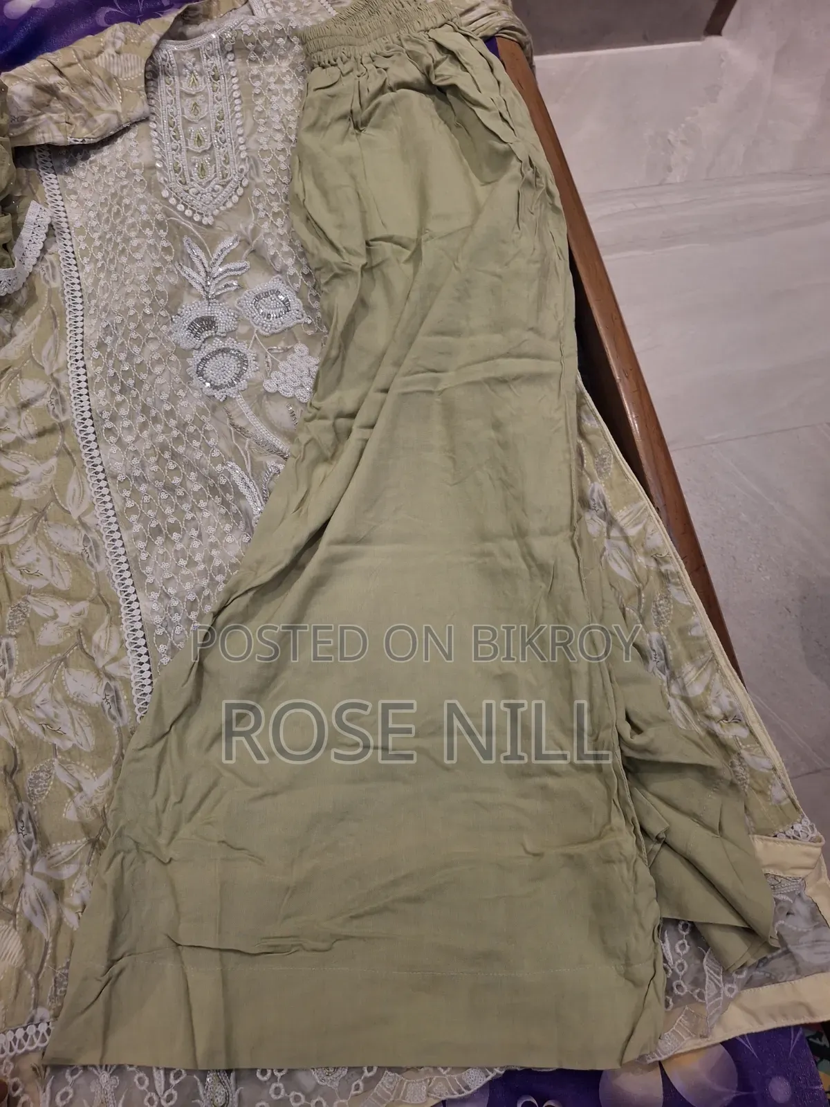 Karchupi Dress