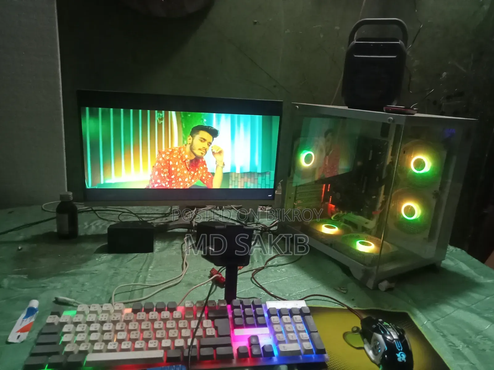 Desktop Computer 8GB AMD Ryzen 5 SSD 140GB