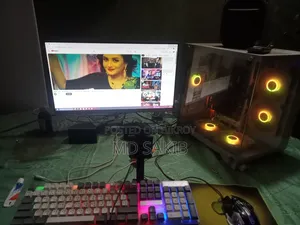 Desktop Computer 8GB AMD Ryzen 5 SSD 140GB
