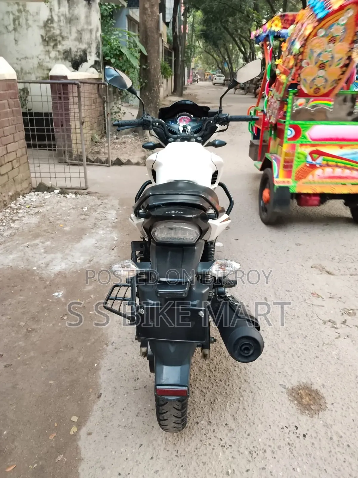 হিরো হাঙ্ক ২০২০ হোয়াইট
