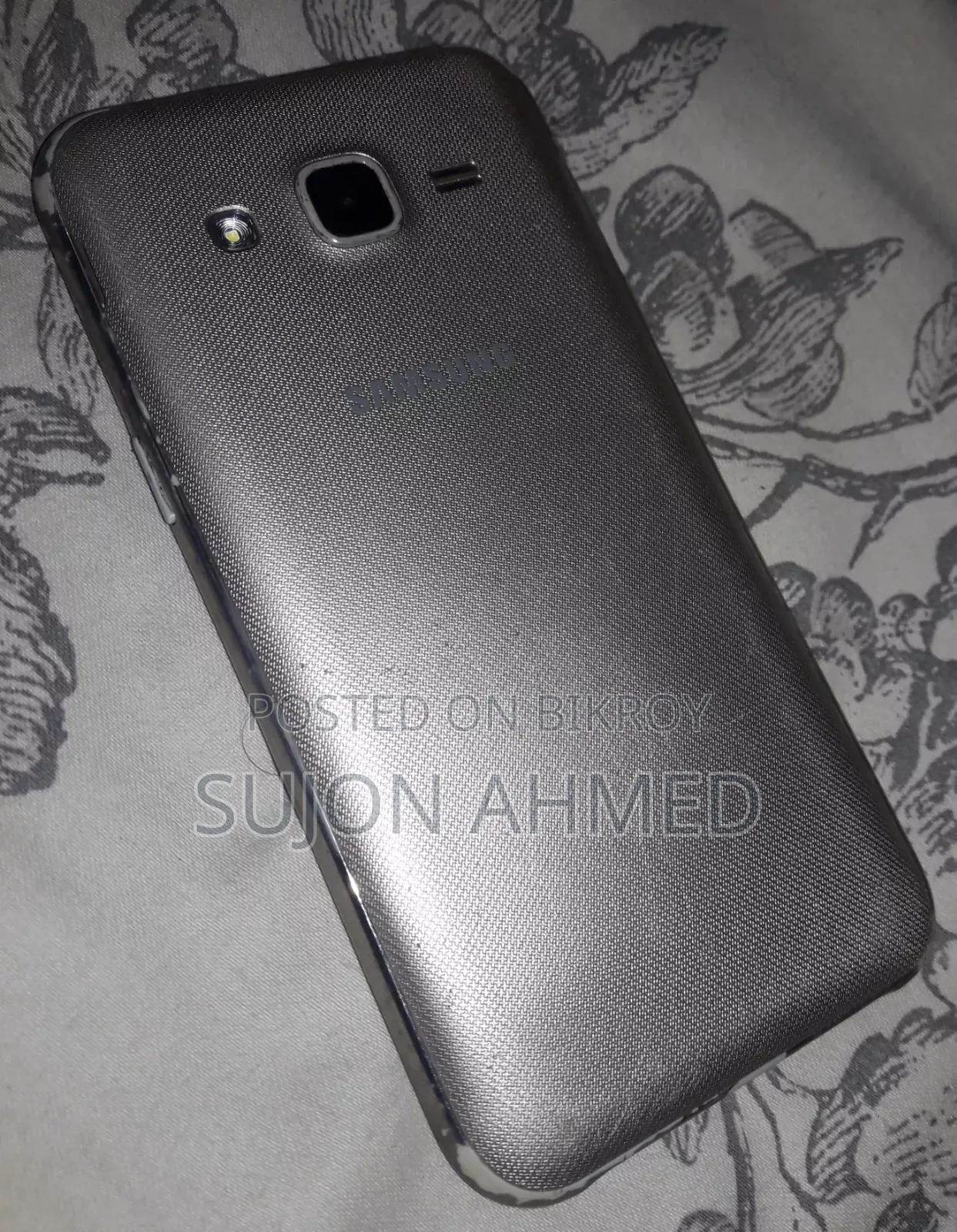 Samsung Galaxy J2 8 GB Rose Gold