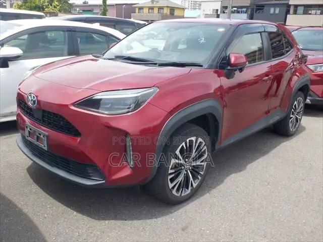 Toyota Yaris Cross 2021 Red