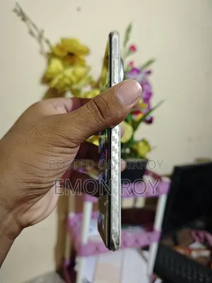 ওয়ানপ্লাস ১৩ ৫১২ জিবি সাদা