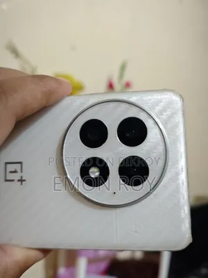 ওয়ানপ্লাস ১৩ ৫১২ জিবি সাদা