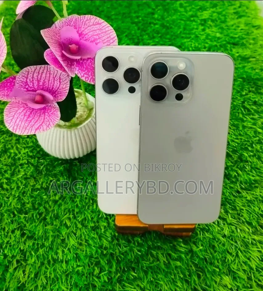 Apple iPhone 15 Pro Max 256 GB White