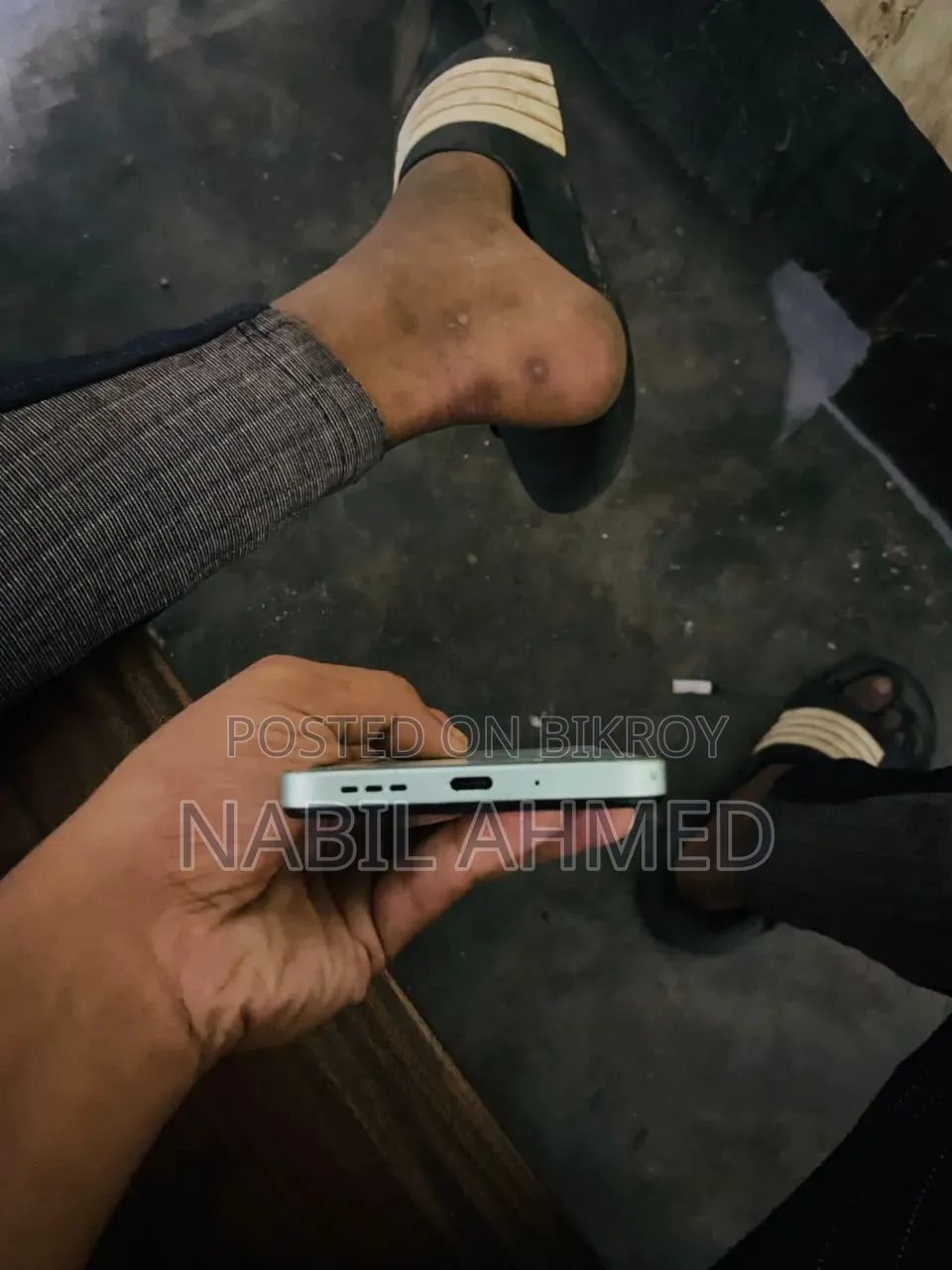 মোবাইল ফোন ১২৮ জিবি গ্রে