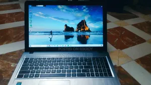 Laptop Asus X540LA 4GB Intel Core i3 SSD 128GB
