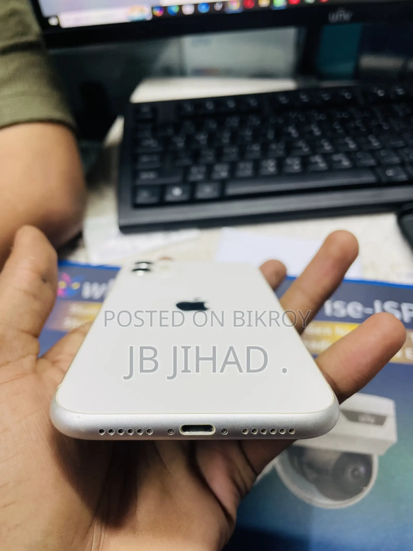 Apple iPhone 11 64 GB White