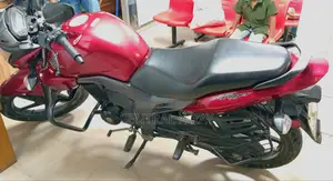 Honda CB 2018 Red