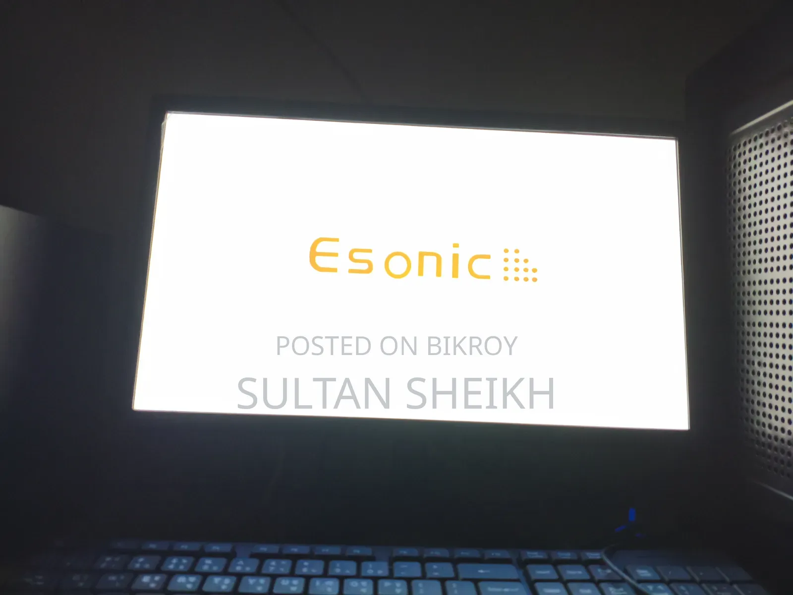 Esonic (ESLM 19W) 18.5 Inch Monitor for Sale