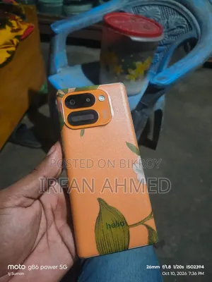 New Helio 128 GB Orange