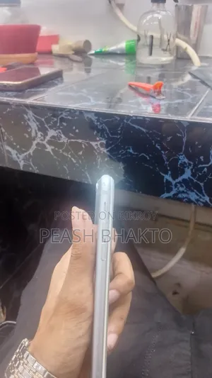 Apple iPhone 6 64 GB