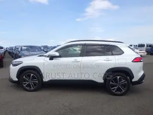 Toyota Corolla Cross 2023 Pearl