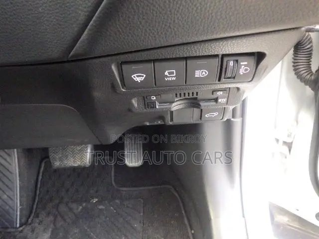 Toyota Corolla Cross 2023 Pearl